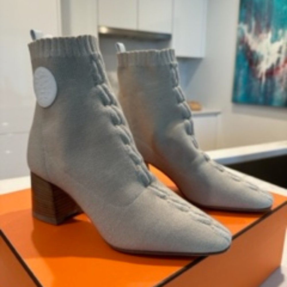 Hermes Volver 60 Ankle Boot Nocciola / Blanc Size 38